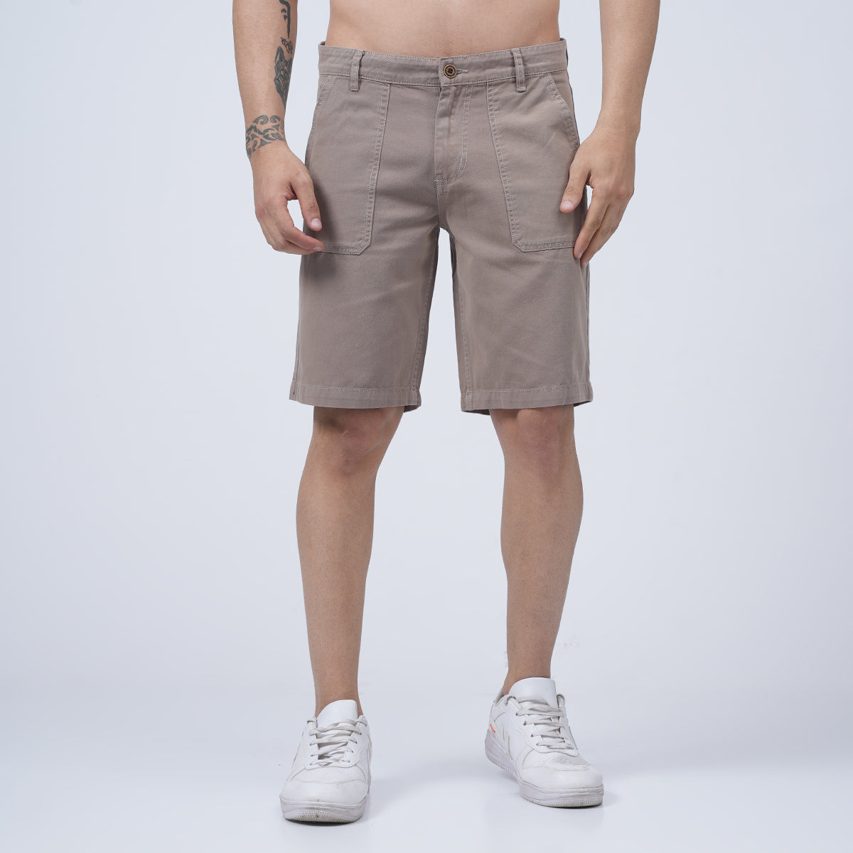 SLIM FIT DENIM SHORTS