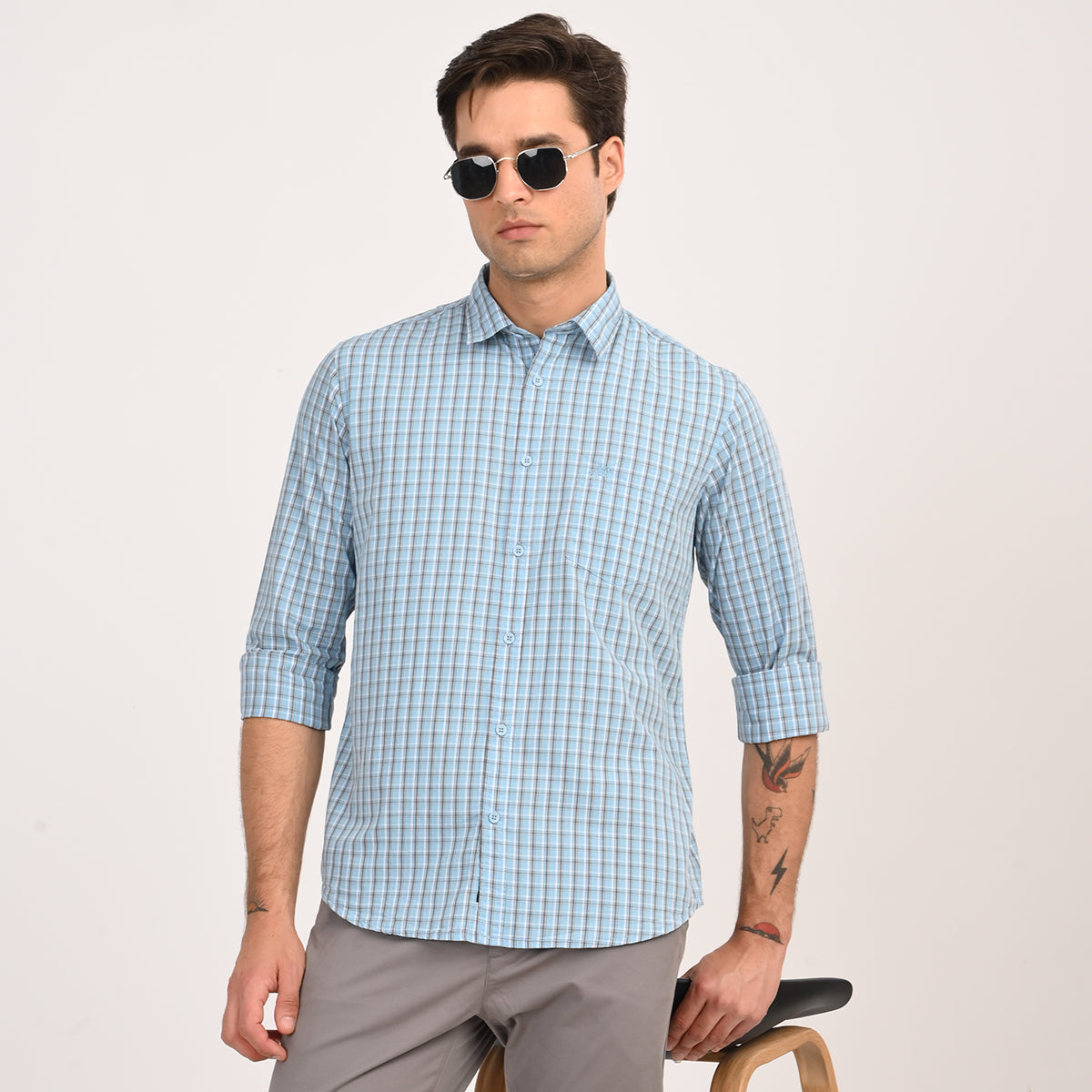 CHECKS FULL SLEEVES SLIM FIT CASUAL SHIRT
