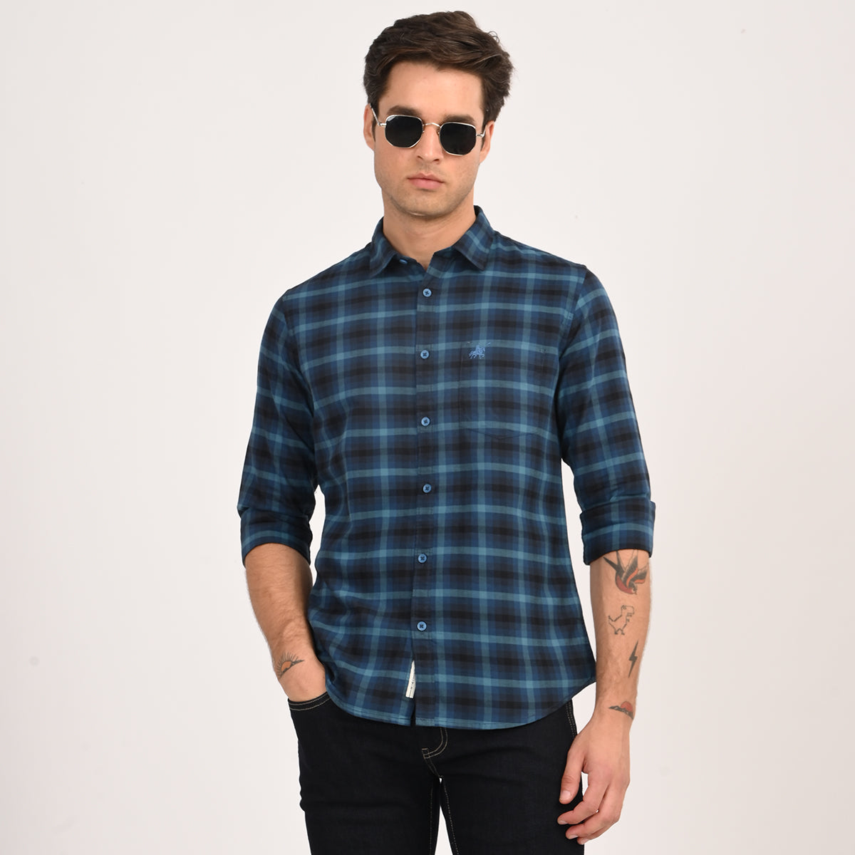 CHECKS FULL SLEEVES SLIM FIT CASUAL SHIRT