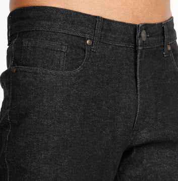 BLACK STRAIGHT FIT DENIM
