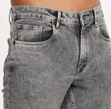 GREY STRAIGHT FIT DENIM