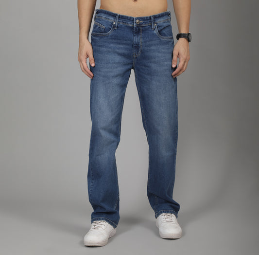 LIGHT INDIGO STRAIGHT FIT JEANS